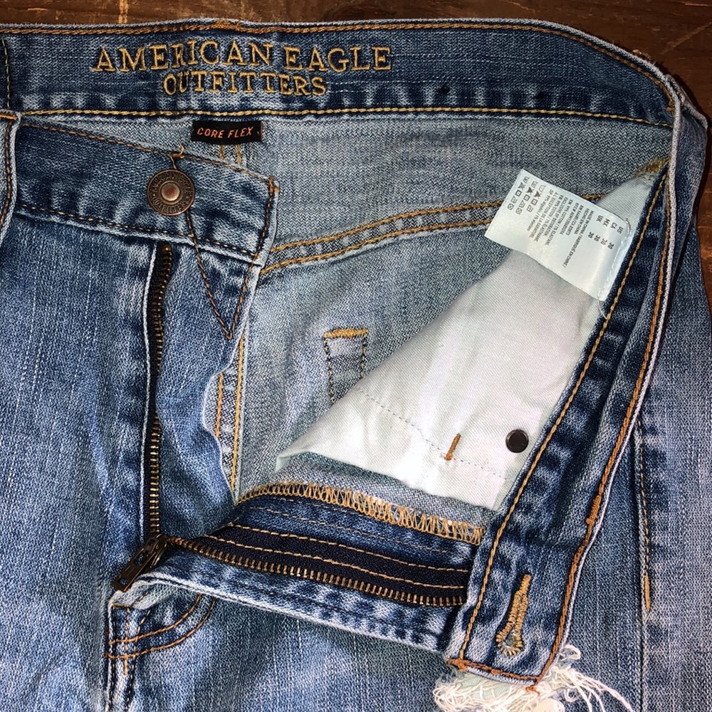 American Eagle Outfitters jean shorts 30 - Picture 7 of 9